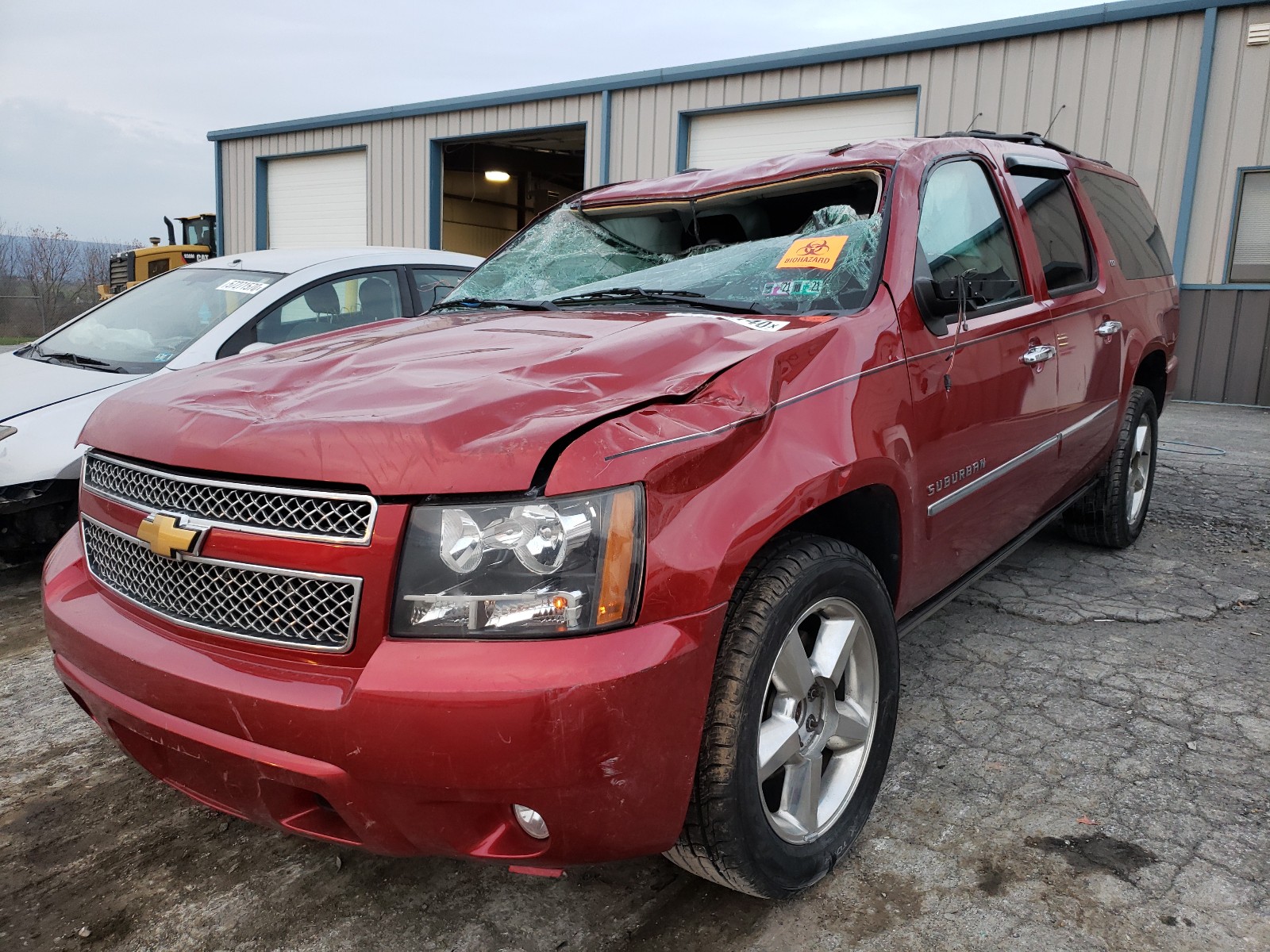 Photo 1 VIN: 1GNSKKE71CR320567 - CHEVROLET SUBURBAN K 