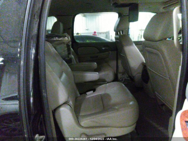 Photo 7 VIN: 1GNSKKE71DR143231 - CHEVROLET SUBURBAN 