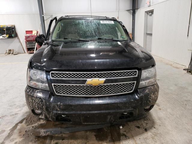 Photo 4 VIN: 1GNSKKE71DR320957 - CHEVROLET SUBURBAN K 