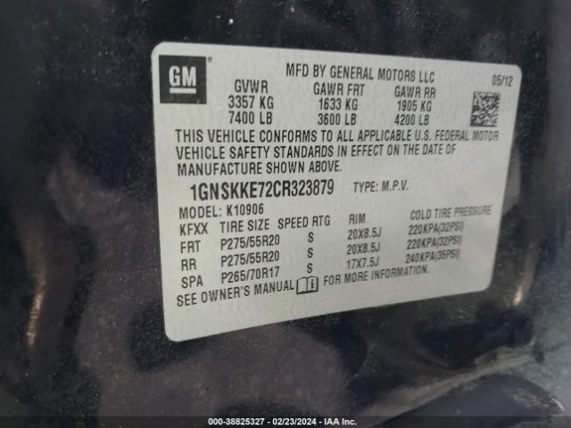 Photo 8 VIN: 1GNSKKE72CR323879 - CHEVROLET SUBURBAN 1500 