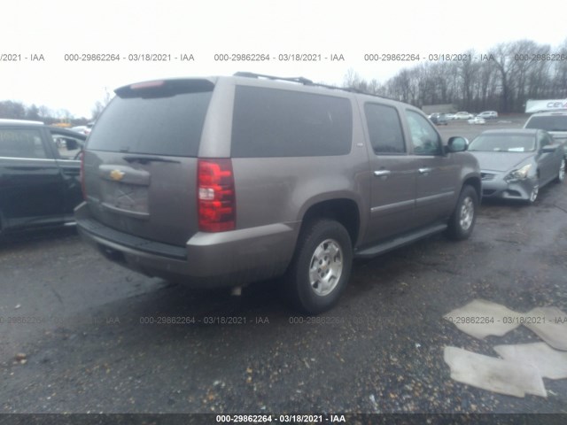 Photo 3 VIN: 1GNSKKE72DR277293 - CHEVROLET SUBURBAN 