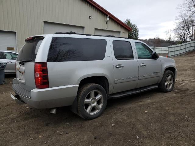 Photo 2 VIN: 1GNSKKE72DR363879 - CHEVROLET SUBURBAN K 