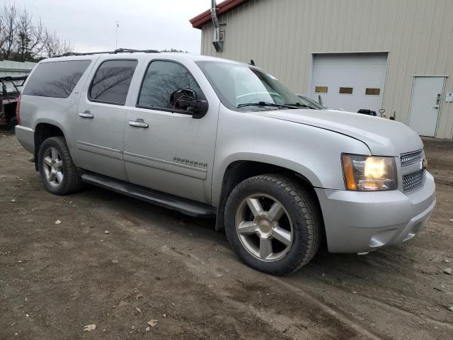 Photo 3 VIN: 1GNSKKE72DR363879 - CHEVROLET SUBURBAN K 