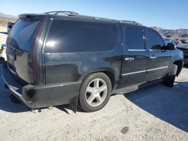 Photo 2 VIN: 1GNSKKE73ER107218 - CHEVROLET SUBURBAN 