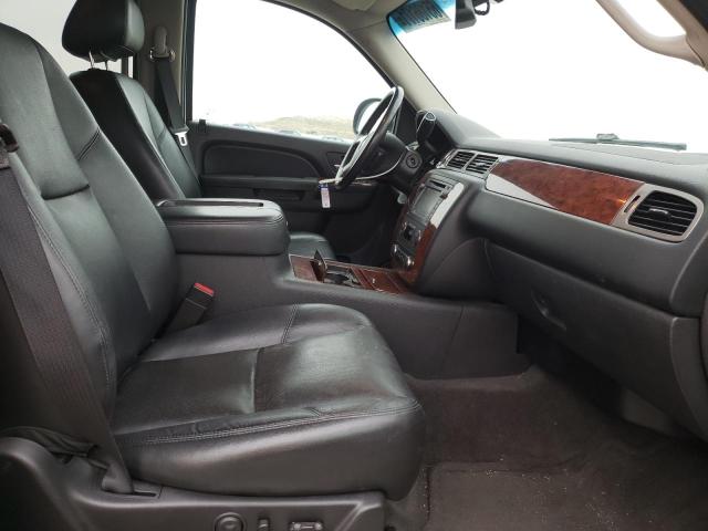 Photo 4 VIN: 1GNSKKE73ER136301 - CHEVROLET SUBURBAN K 