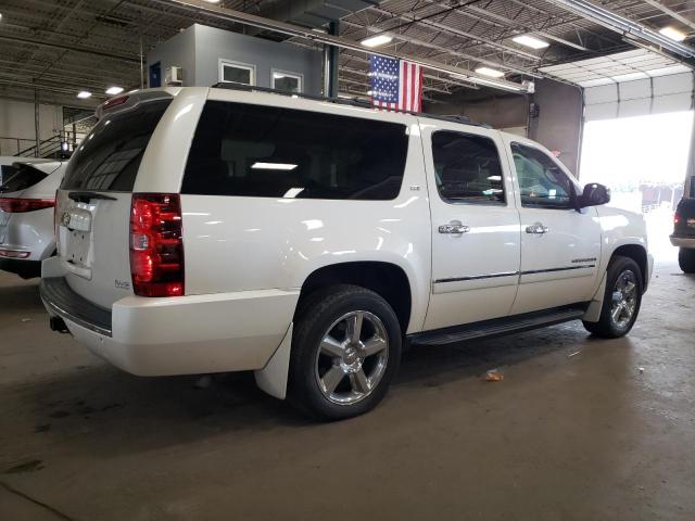 Photo 2 VIN: 1GNSKKE74DR243338 - CHEVROLET SUBURBAN K 