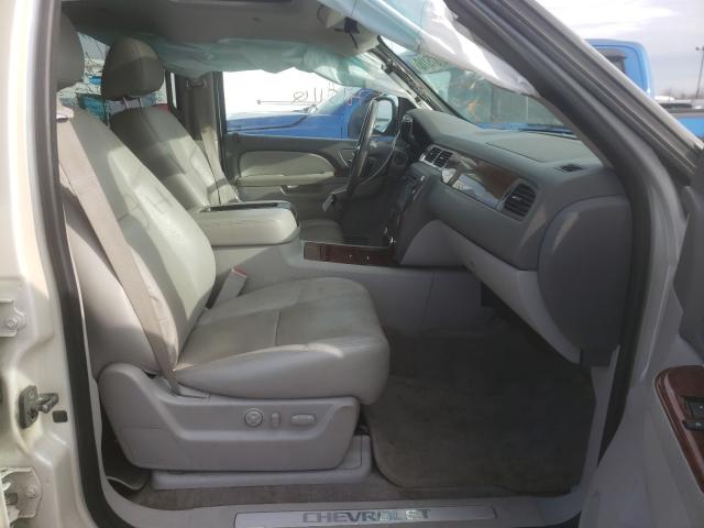 Photo 4 VIN: 1GNSKKE75DR274789 - CHEVROLET SUBURBAN K 