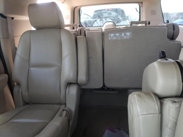 Photo 9 VIN: 1GNSKKE75DR327765 - CHEVROLET SUBURBAN 