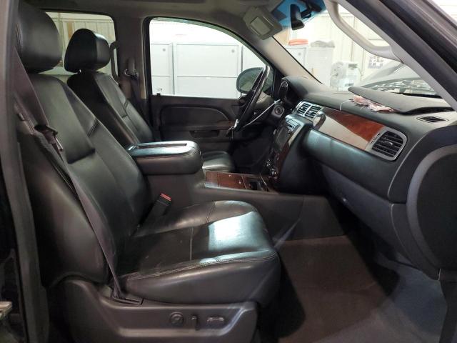 Photo 6 VIN: 1GNSKKE77CR105520 - CHEVROLET SUBURBAN 