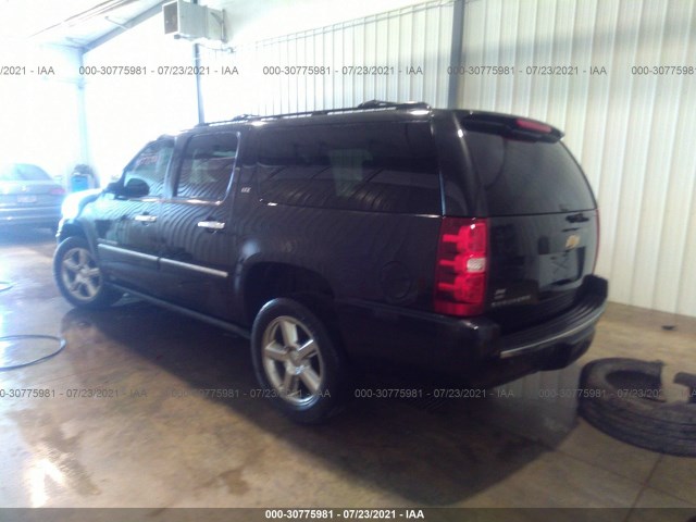 Photo 2 VIN: 1GNSKKE77DR266175 - CHEVROLET SUBURBAN 