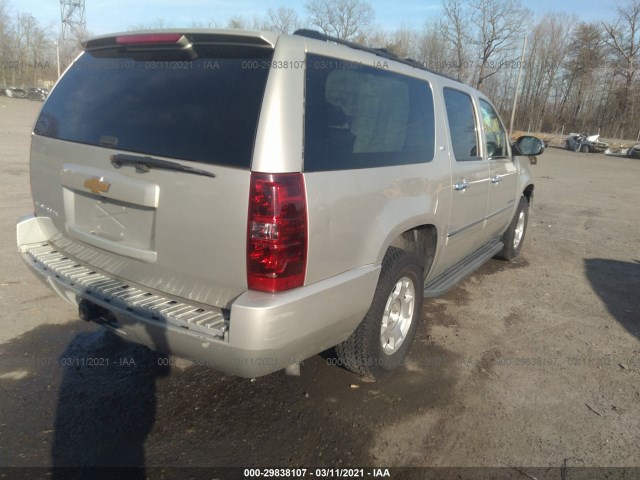 Photo 3 VIN: 1GNSKKE78DR167591 - CHEVROLET SUBURBAN 