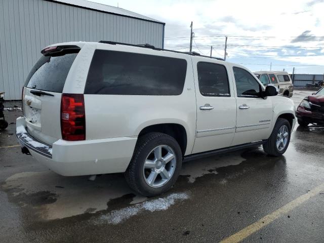 Photo 2 VIN: 1GNSKKE78DR327999 - CHEVROLET SUBURBAN 