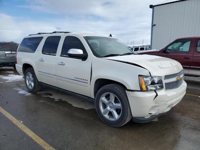 Photo 3 VIN: 1GNSKKE78DR327999 - CHEVROLET SUBURBAN 