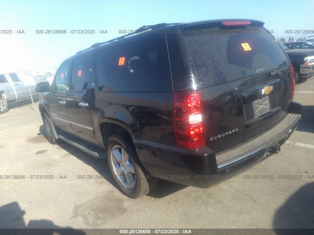 Photo 2 VIN: 1GNSKKE7XCR204431 - CHEVROLET SUBURBAN 