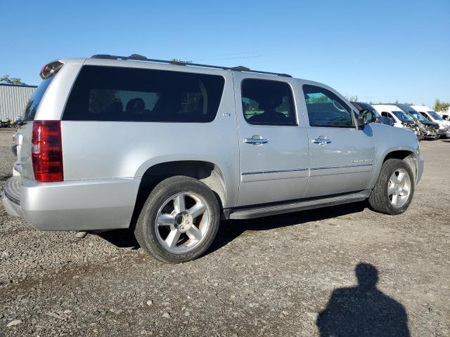 Photo 2 VIN: 1GNSKKE7XDR217665 - CHEVROLET SUBURBAN K 