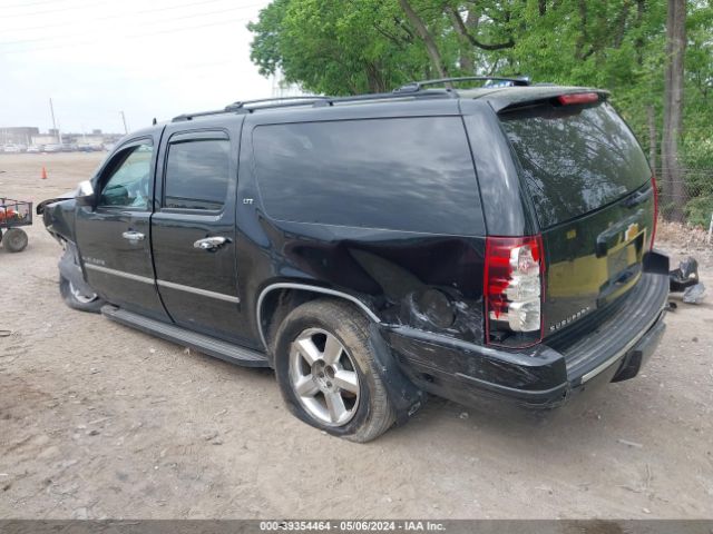 Photo 2 VIN: 1GNSKKE7XER102078 - CHEVROLET SUBURBAN 