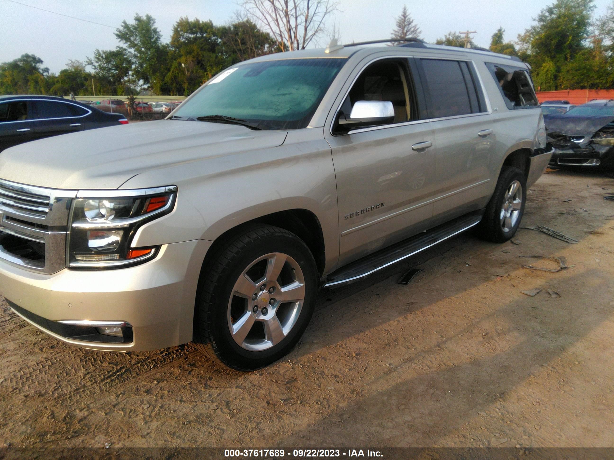 Photo 1 VIN: 1GNSKKKC6FR595891 - CHEVROLET SUBURBAN 