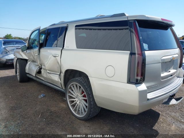 Photo 2 VIN: 1GNSKKKC9FR114922 - CHEVROLET SUBURBAN 1500 