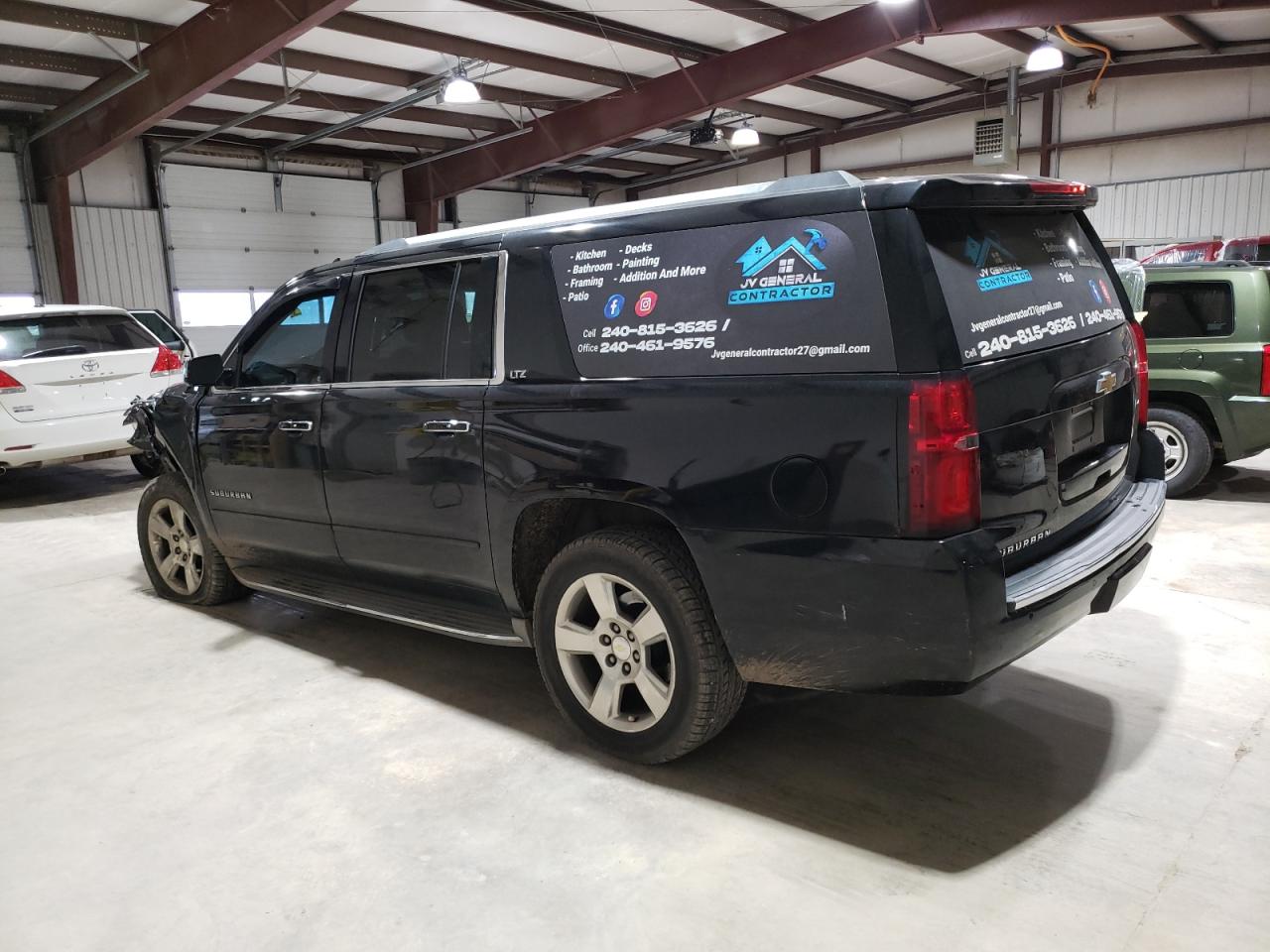 Photo 1 VIN: 1GNSKKKC9FR139948 - CHEVROLET SUBURBAN 