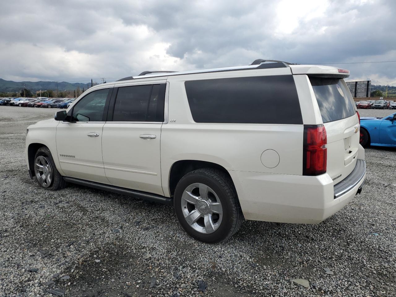 Photo 1 VIN: 1GNSKKKCXFR156919 - CHEVROLET SUBURBAN 