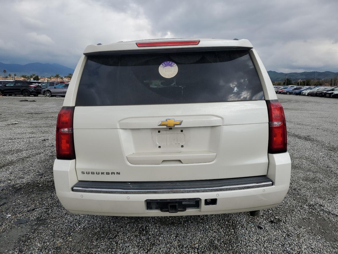 Photo 5 VIN: 1GNSKKKCXFR156919 - CHEVROLET SUBURBAN 