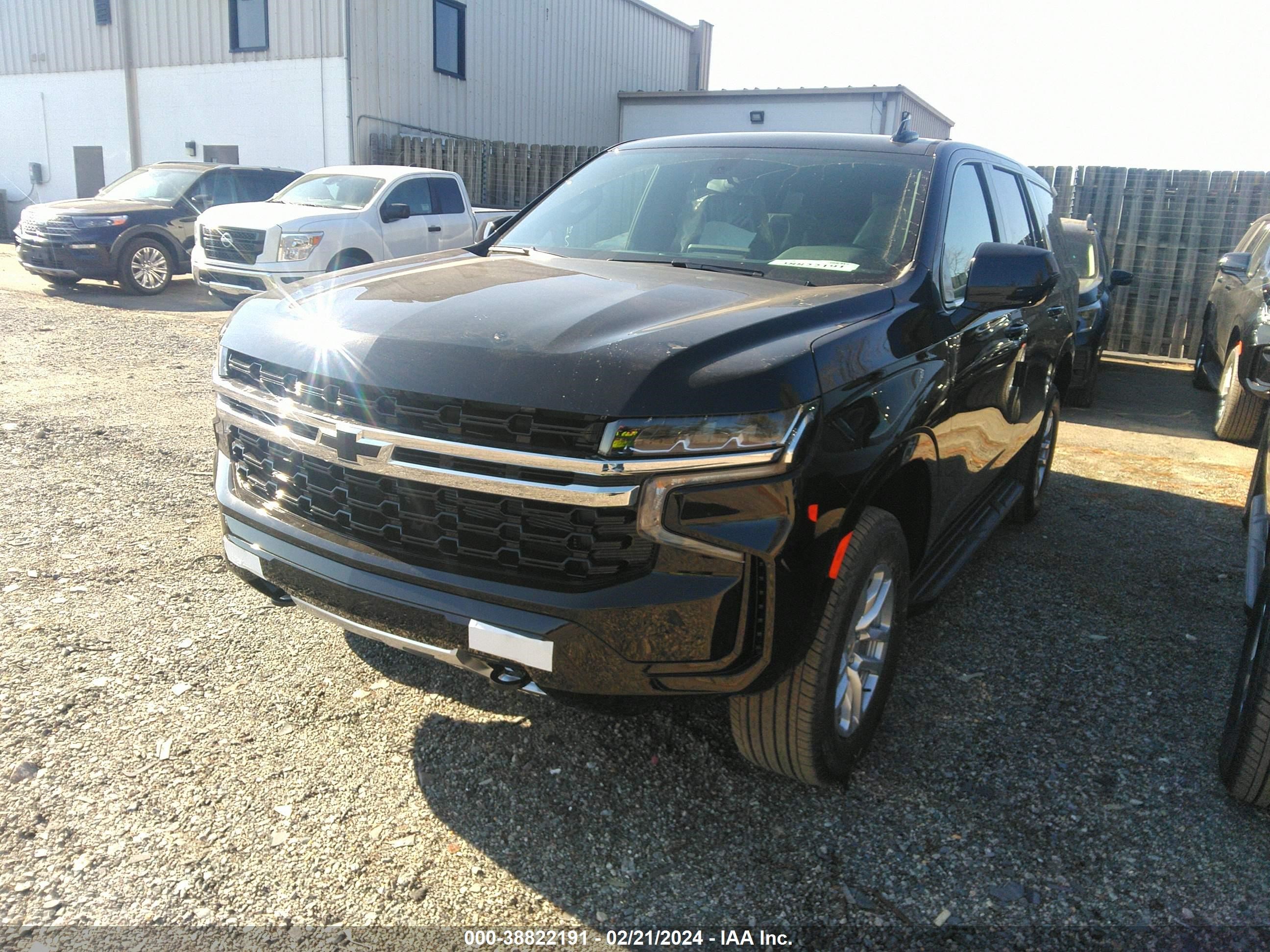 Photo 1 VIN: 1GNSKLED0RR172545 - CHEVROLET TAHOE 