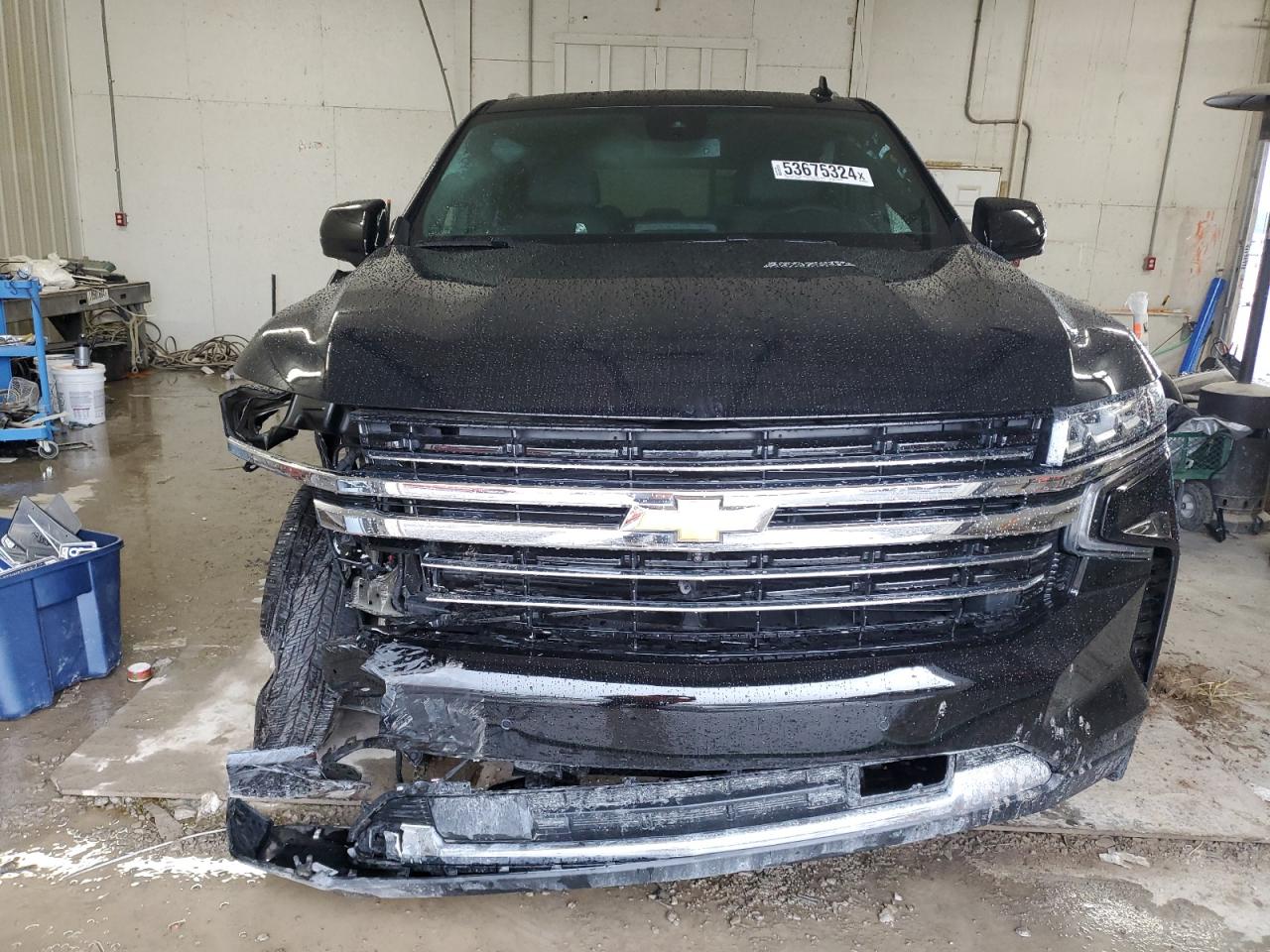 Photo 4 VIN: 1GNSKNKD0RR142381 - CHEVROLET TAHOE 