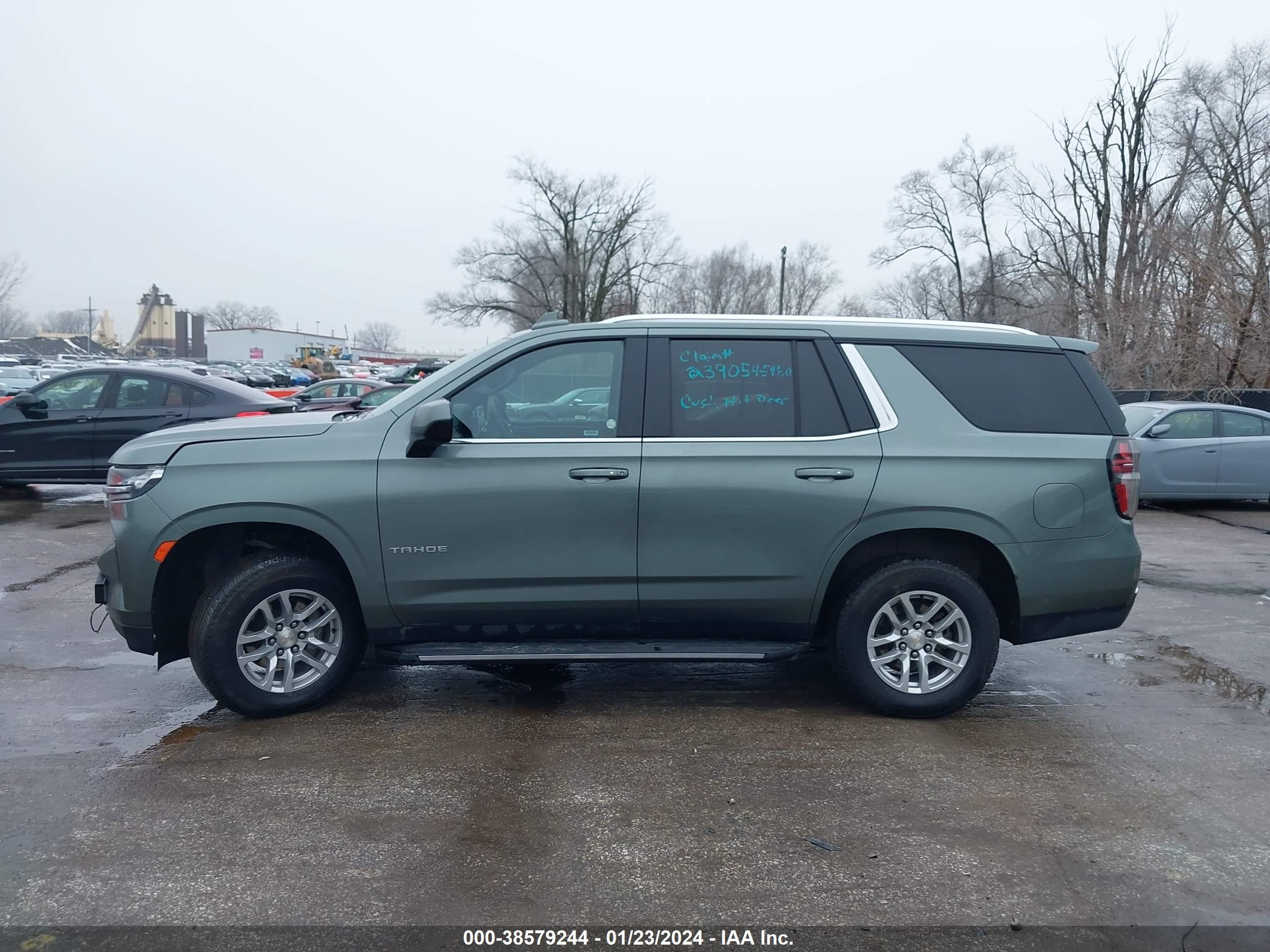 Photo 13 VIN: 1GNSKNKD5PR165491 - CHEVROLET TAHOE 