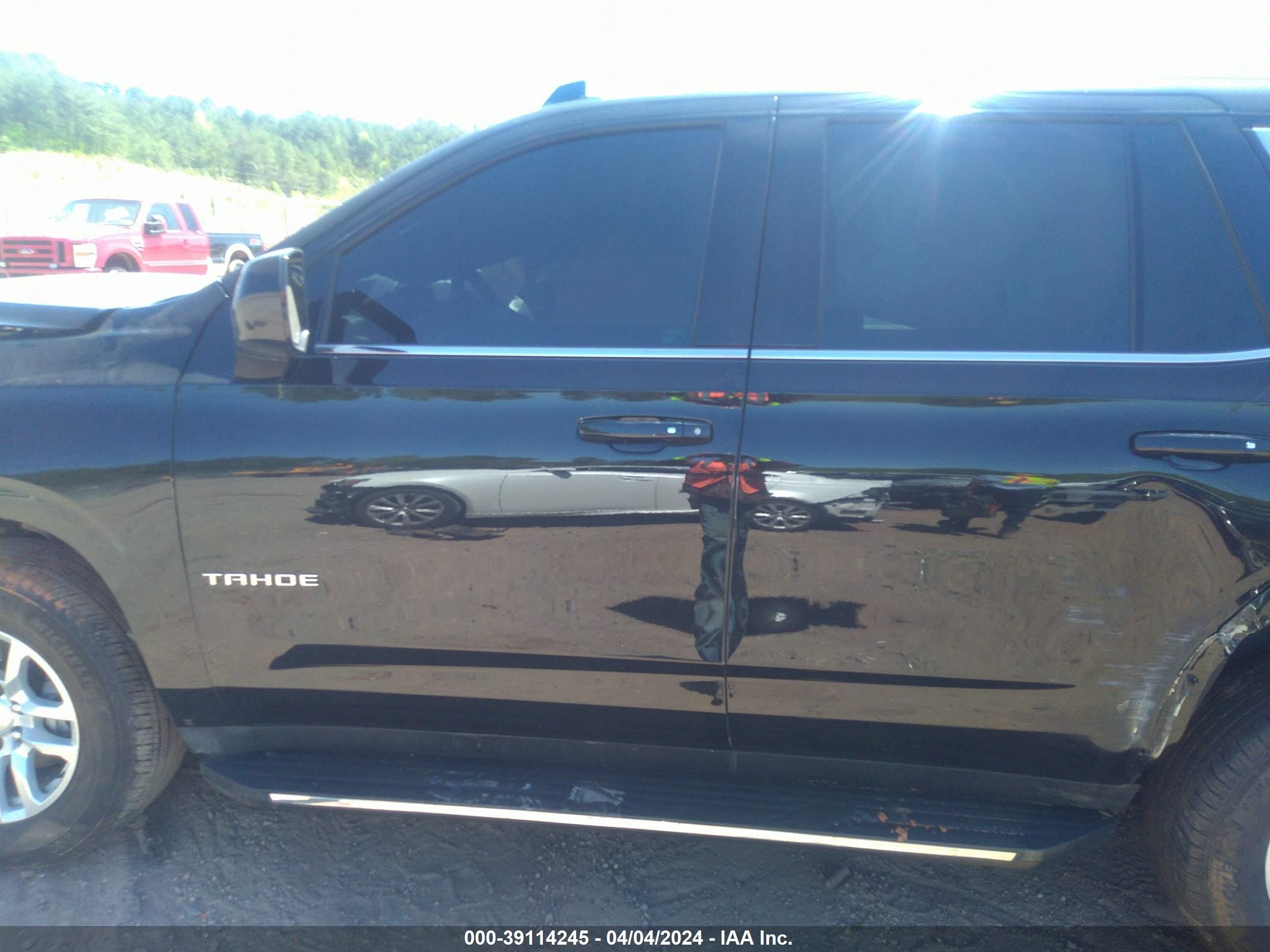 Photo 12 VIN: 1GNSKNKD5PR349877 - CHEVROLET TAHOE 