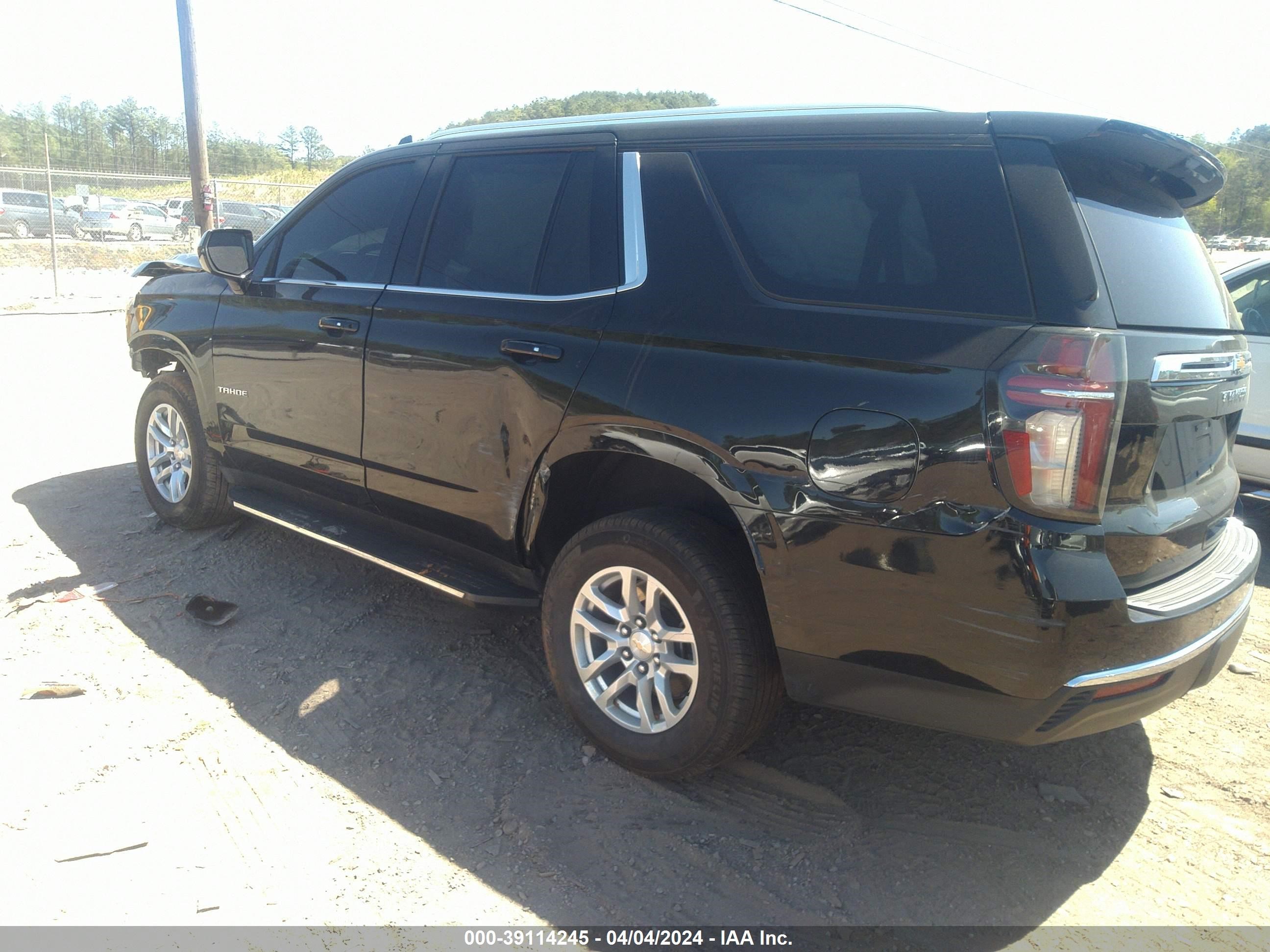 Photo 2 VIN: 1GNSKNKD5PR349877 - CHEVROLET TAHOE 