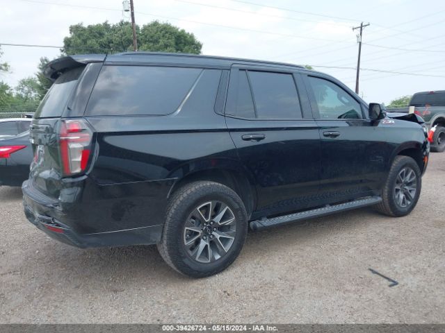 Photo 3 VIN: 1GNSKPKD7PR463083 - CHEVROLET TAHOE 