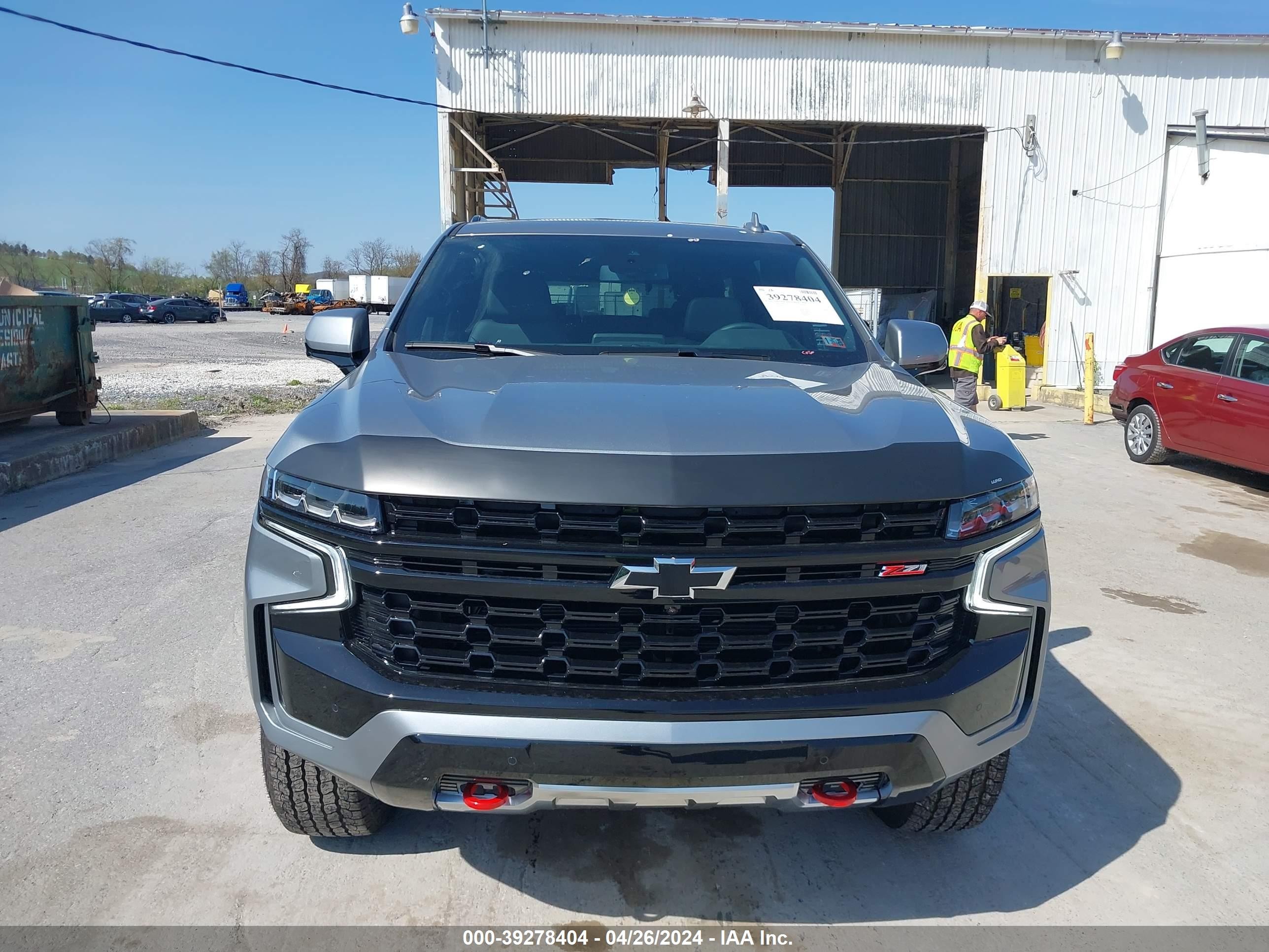 Photo 11 VIN: 1GNSKPKD7RR131518 - CHEVROLET TAHOE 