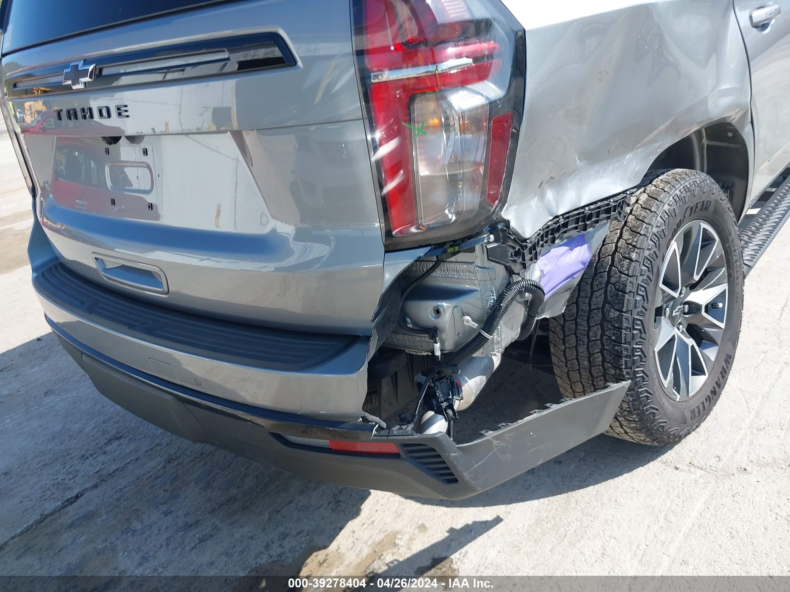 Photo 17 VIN: 1GNSKPKD7RR131518 - CHEVROLET TAHOE 