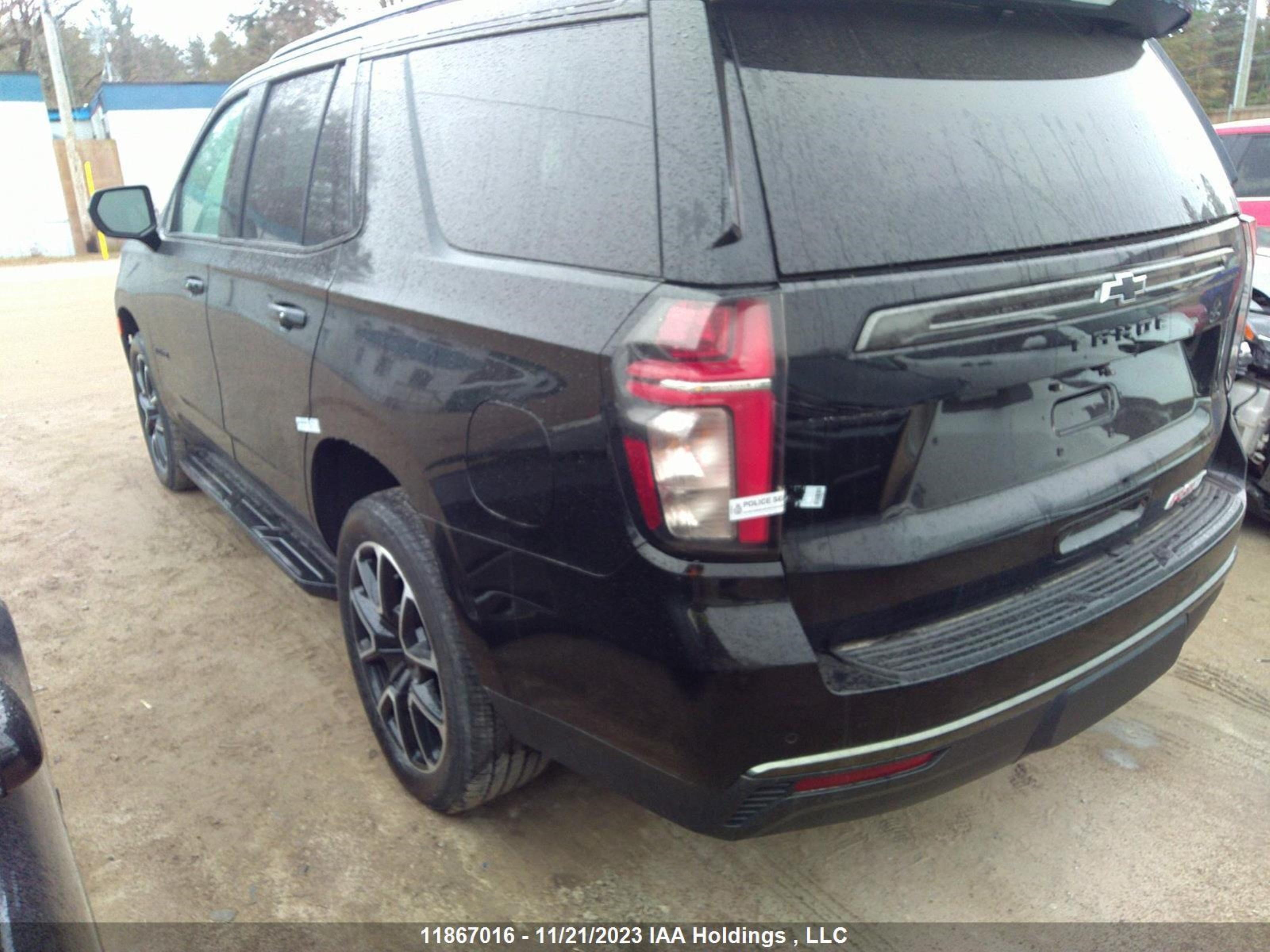 Photo 2 VIN: 1GNSKRKD3MR411702 - CHEVROLET TAHOE 