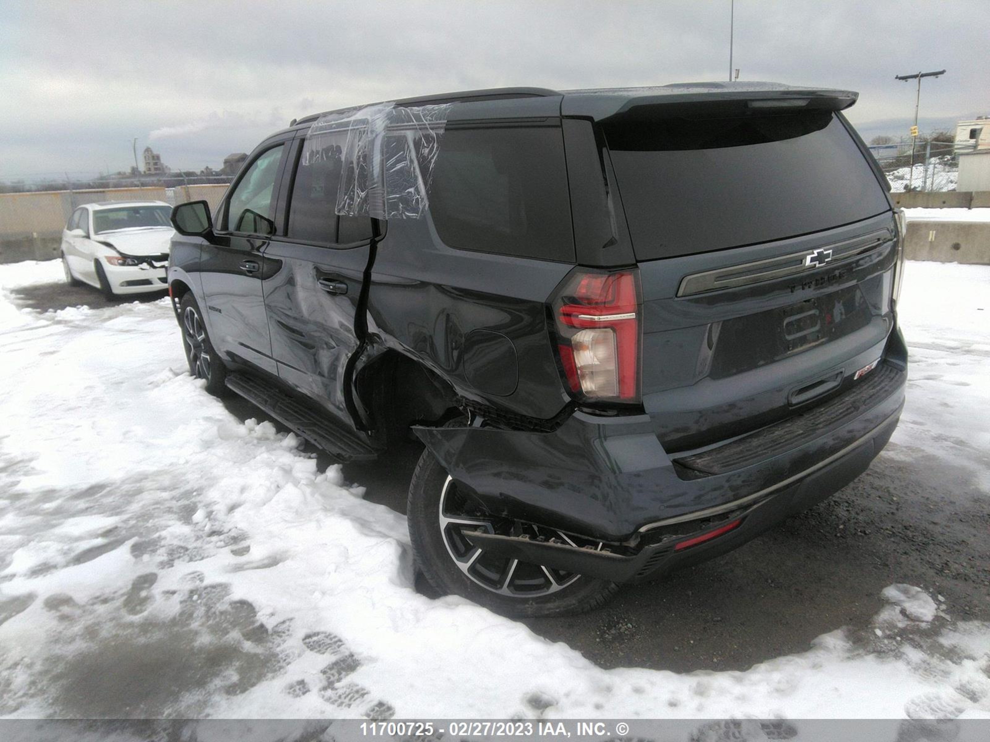 Photo 2 VIN: 1GNSKRKD8MR375957 - CHEVROLET TAHOE 