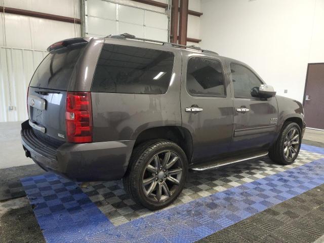 Photo 2 VIN: 1GNUCBE00AR205531 - CHEVROLET TAHOE 