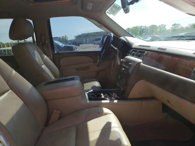 Photo 4 VIN: 1GNUCBE00AR272257 - CHEVROLET TAHOE C150 