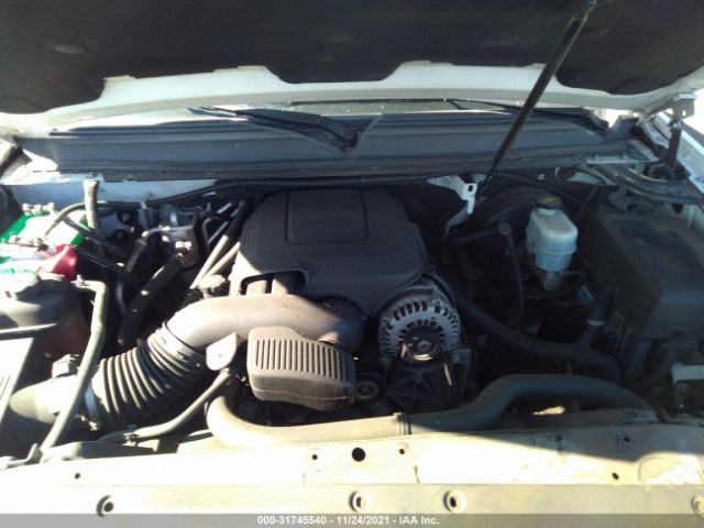 Photo 9 VIN: 1GNUCBE01AR143895 - CHEVROLET TAHOE 