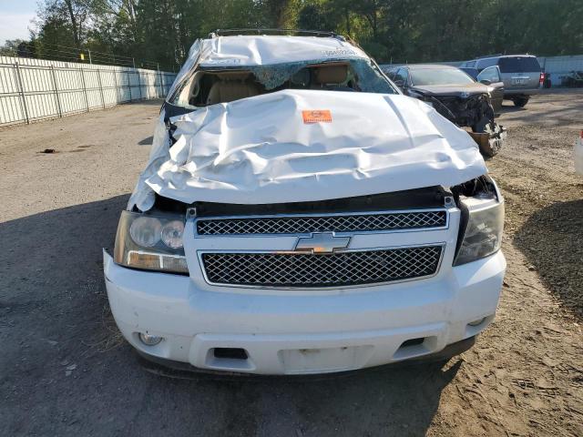 Photo 4 VIN: 1GNUCBE03AR272897 - CHEVROLET TAHOE C150 