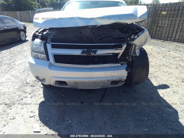 Photo 5 VIN: 1GNUCBE09AR117724 - CHEVROLET TAHOE 