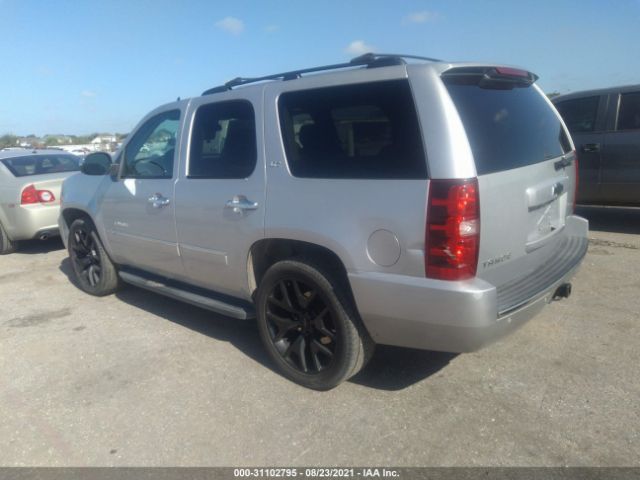 Photo 2 VIN: 1GNUCCE06AR220637 - CHEVROLET TAHOE 