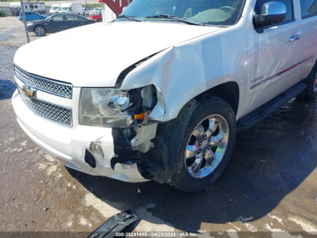 Photo 5 VIN: 1GNUCCE06AR288887 - CHEVROLET TAHOE 