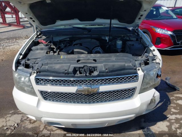 Photo 9 VIN: 1GNUCCE06AR288887 - CHEVROLET TAHOE 