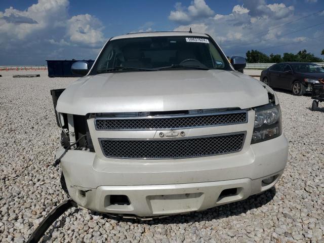 Photo 4 VIN: 1GNUCCE08AR209297 - CHEVROLET TAHOE C150 