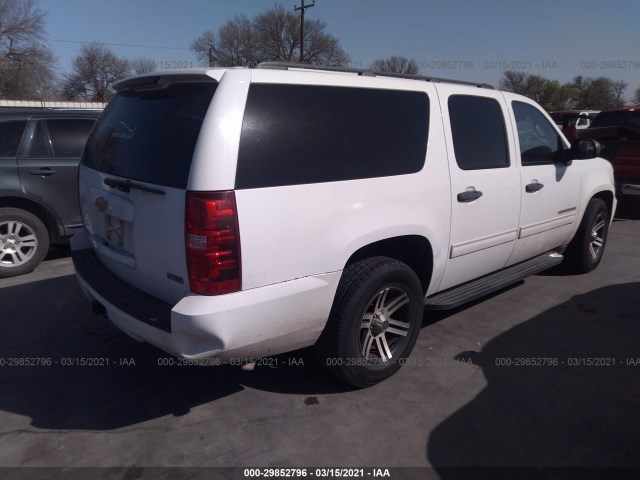 Photo 3 VIN: 1GNUCHE04AR200691 - CHEVROLET SUBURBAN 