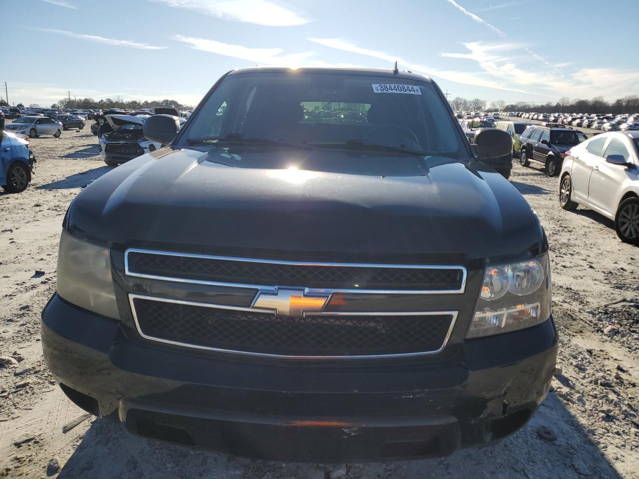 Photo 4 VIN: 1GNUCHE07AR184468 - CHEVROLET SUBURBAN 