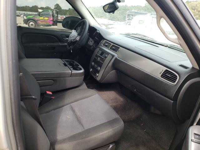 Photo 4 VIN: 1GNUCHE07AR203309 - CHEVROLET SUBURBAN C 