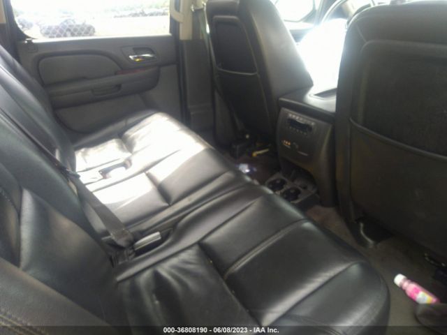 Photo 7 VIN: 1GNUCJE03AR149675 - CHEVROLET SUBURBAN 1500 