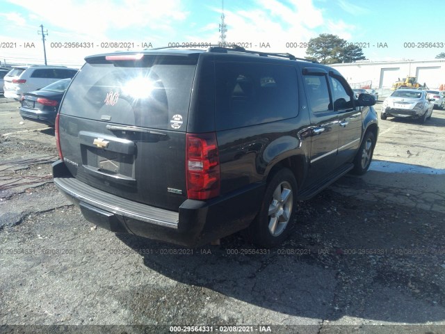 Photo 3 VIN: 1GNUCKE02AR229474 - CHEVROLET SUBURBAN 