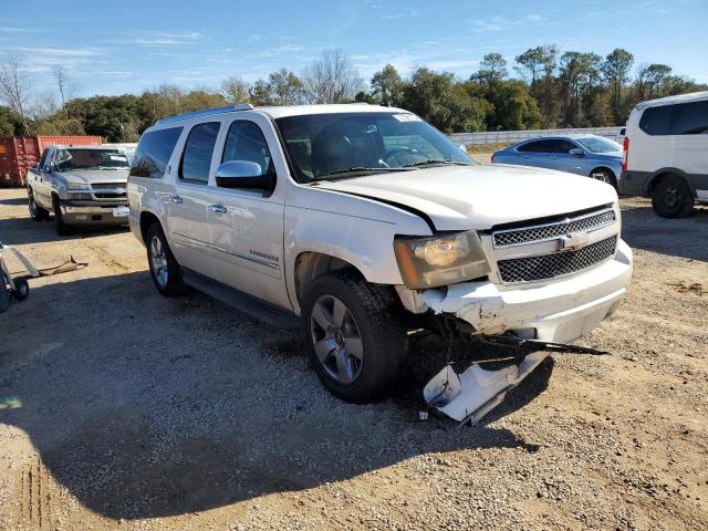 Photo 3 VIN: 1GNUCKE07AR275253 - CHEVROLET SUBURBAN 